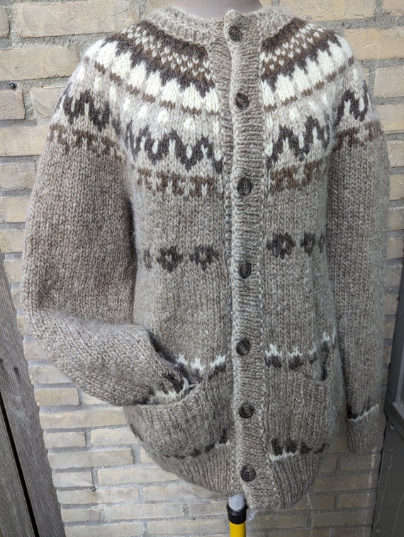 Vintage 90s Viking Iceland Style chunky knitted Fa