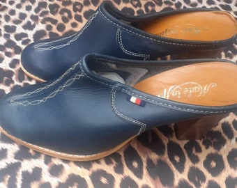 Vintage 1970's Tommy colors navy bleu plateau mule boho size 41 fits as a size 40, heel height 9cm/ 3 inch