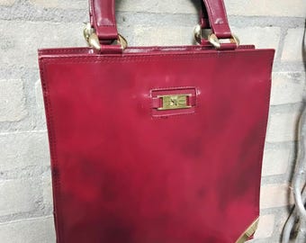 Vintage Burgundy Leather Tote Bag Gold Hardware 1980s Structured Handbag Dark Red Top Boxy twoo Handle Bag Italian Style