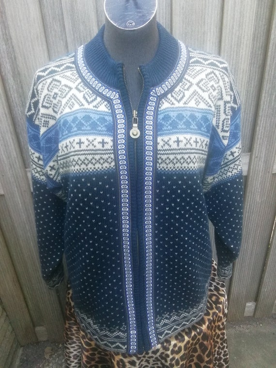Windfjord Norwegian 100% wool vest, women's vest,