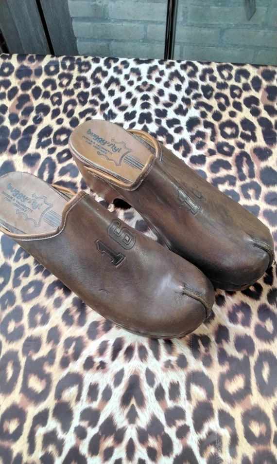 Vintage 1970's Buggy styl 16 brown leather clogs … - image 2