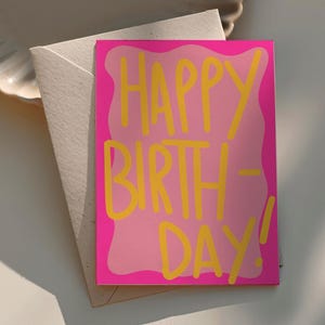 Kartka z życzeniami urodzinowymi, kartka okolicznościowa, gratulacje, jasna, śmiała, zabawna, najlepsza przyjaciółka, przyjaciel, wielokolorowa typografia, odjechana