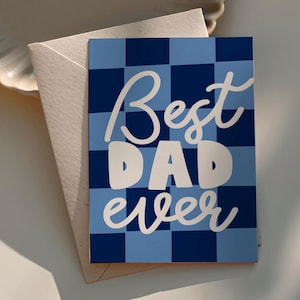 Cartão de felicitações para o melhor pai de todos os tempos, cartão comemorativo, dia dos pais, brilhante e ousado, engraçado, melhor amigo, amigo, tipografia multicolorida, xadrez, azul