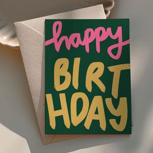 Carte de voeux de joyeux anniversaire, carte de célébration, félicitations, vif et audacieux, drôle, meilleure amie, ami multicolore typographie géniale