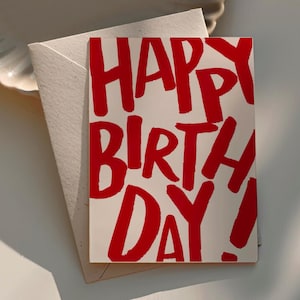 Fijne verjaardagswenskaart, feestkaart, gefeliciteerd, helder vet, grappig, bestie, vriend veelkleurige typografie funky, rood