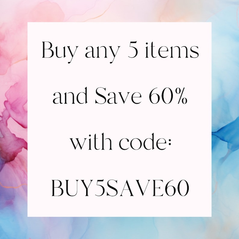 K&ouml;nnte beinhalten: Ein wei&szlig;es Quadrat mit schwarzem Text, der lautet: "Kaufe 5 Artikel und spare 60% mit dem Code: BUY5SAVE60".
