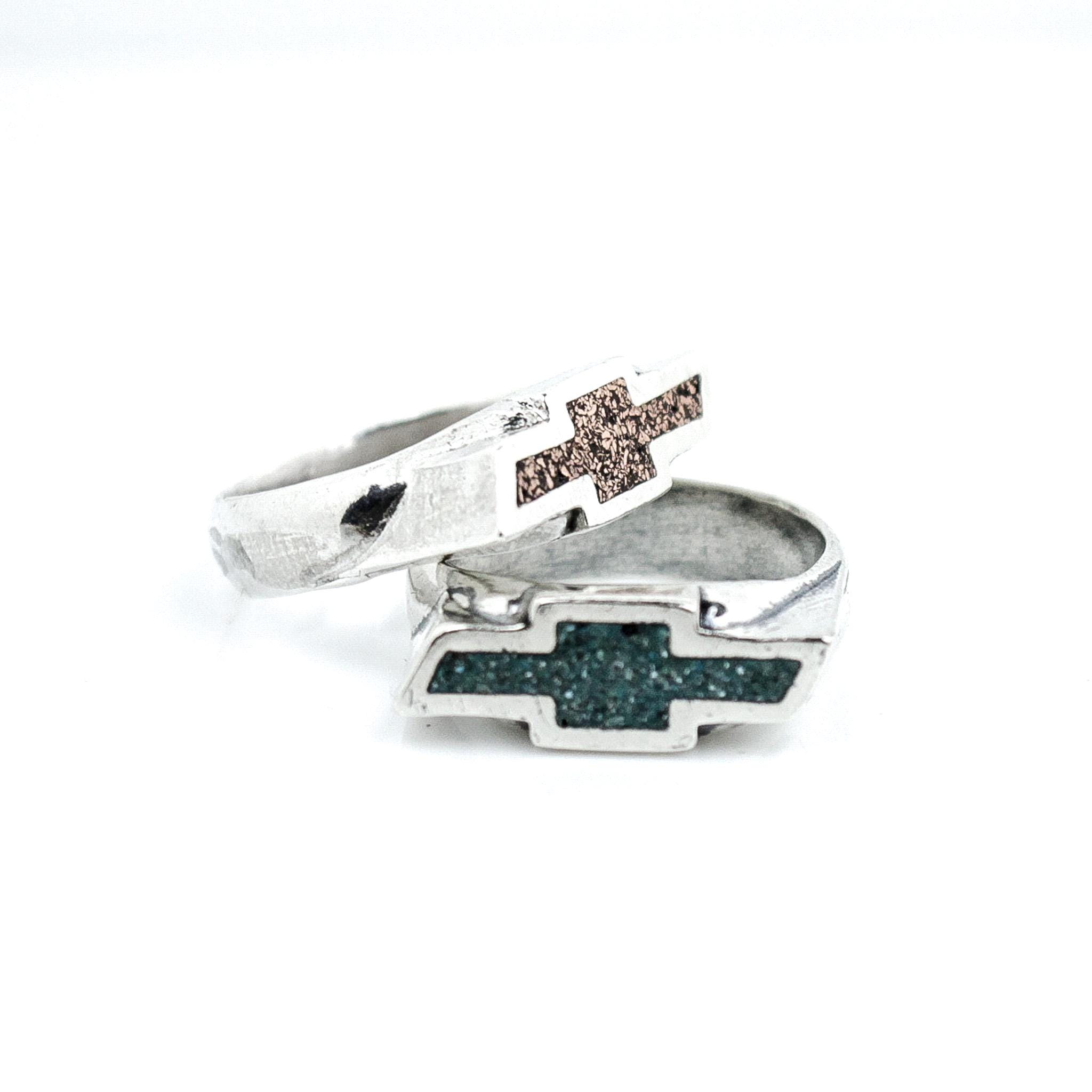 Chevy wedding rings | Beachweddingtips.com