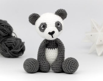 Haakpatroon panda PDF - Eenvoudig gehaakt patroon panda amigurumi - Patroon amigurumi panda - dier gehaakt dierenpatroon - download VK/VS