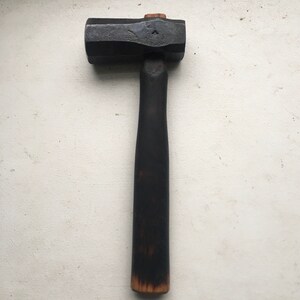 Medium 2.5 pound Dog Head Hammer, made to order