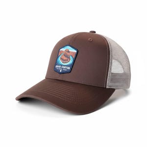 Gorra del Parque Nacional del Gran Cañón - Gorra de camionero Horseshoe Bend - Regalo para senderismo en Arizona - Gorra snapback marrón - Gorra para rafting en río - Parche de naturaleza al aire libre