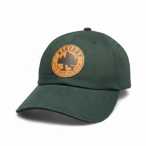 Casquette basse Bigfoot Sasquatch avec écusson en cuir - Casquette réglable cadeau papa du nord-ouest du Pacifique