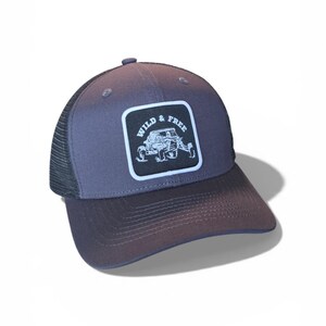 Gorra UTV - Regalo Side by Side - Gorra todoterreno - Gorra snapback Wild and Free - Gorra de carreras SXS - Regalo para conductores de ATV - Equipo para barro