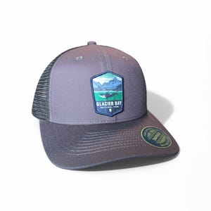 Cappellino da camionista Glacier Bay National Park - Toppa con balena, Alaska Snapback