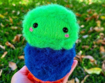 Fuzzy Wuzzy Caterpillar! - Feltro ad ago