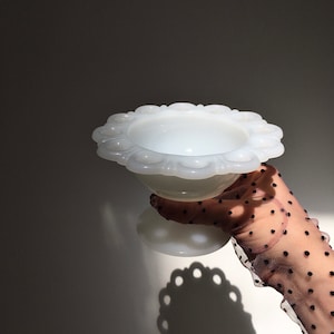 Glimma  Glimakra Opal milk glass ice cream bowl