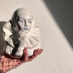 Vintage Ceramic Pierrot Coin Bank - Rare Collectible Home Decor - Hand-Painted & Charming Design, Ceramic figurine, Antique treasures,