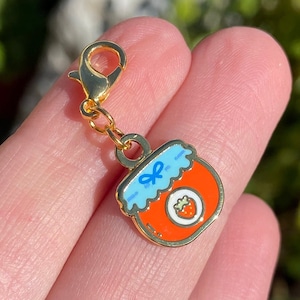 Strawberry Jam Charm, jam charm, jam pendant, strawberry jelly charm, jelly jar charm, strawberry gift