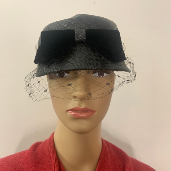 Vintage 1950s Mid Century Black Pillbox 