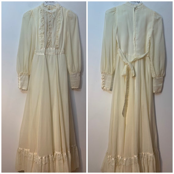 Sale! 1970’s Gunne Sax Vintage Cream Victorian Pr… - image 1