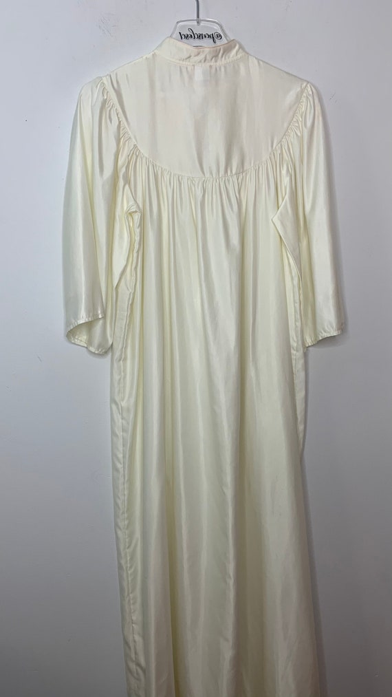 Vintage 1970’s Barbizon Cream Long Satin Nightgow… - image 6