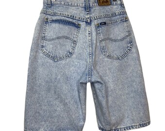 Vintage 90’s High Waisted “Mom” Lee Denim Stonewashed Jean Bermuda Shorts