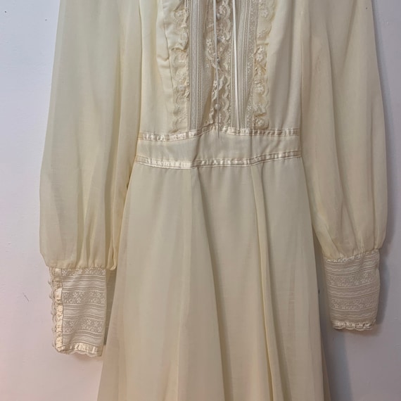 Sale! 1970’s Gunne Sax Vintage Cream Victorian Pr… - image 4