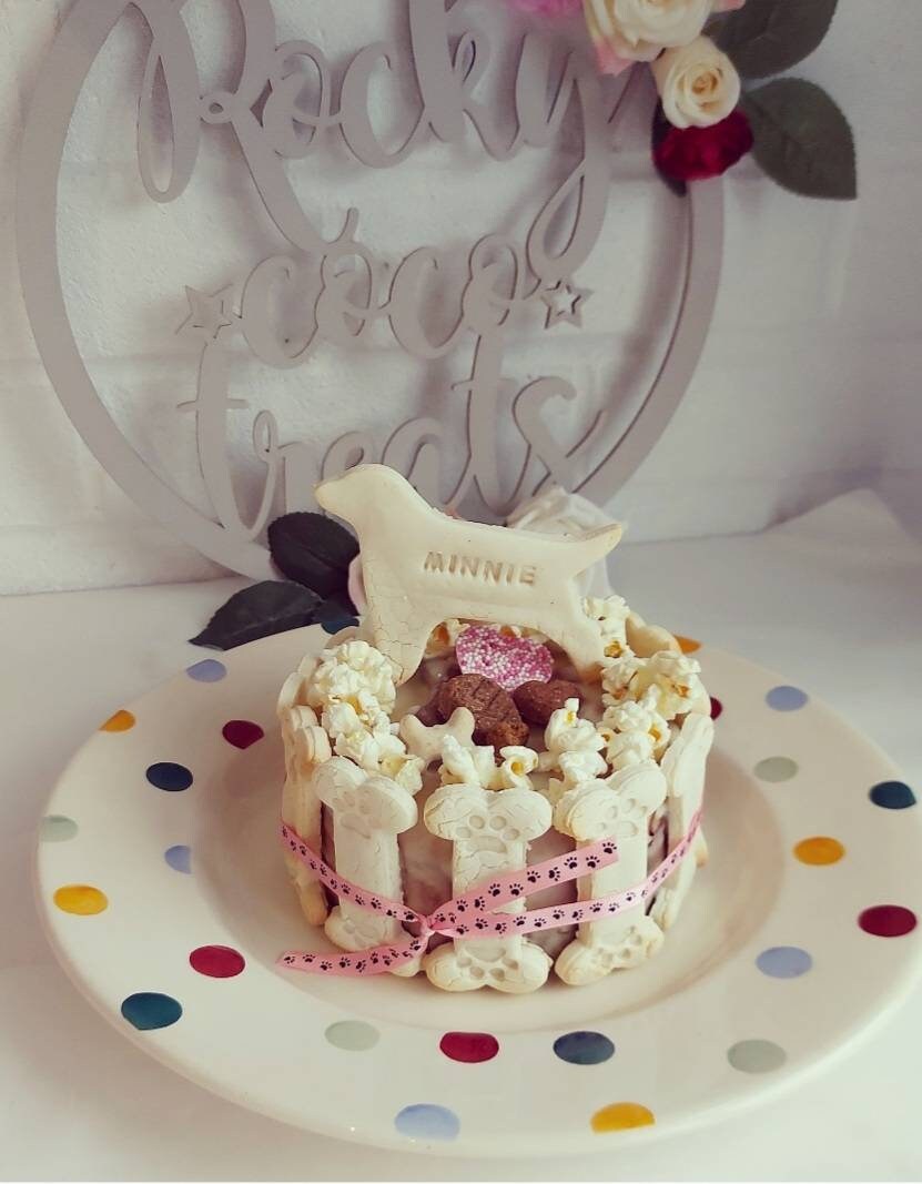 personalised dog cake