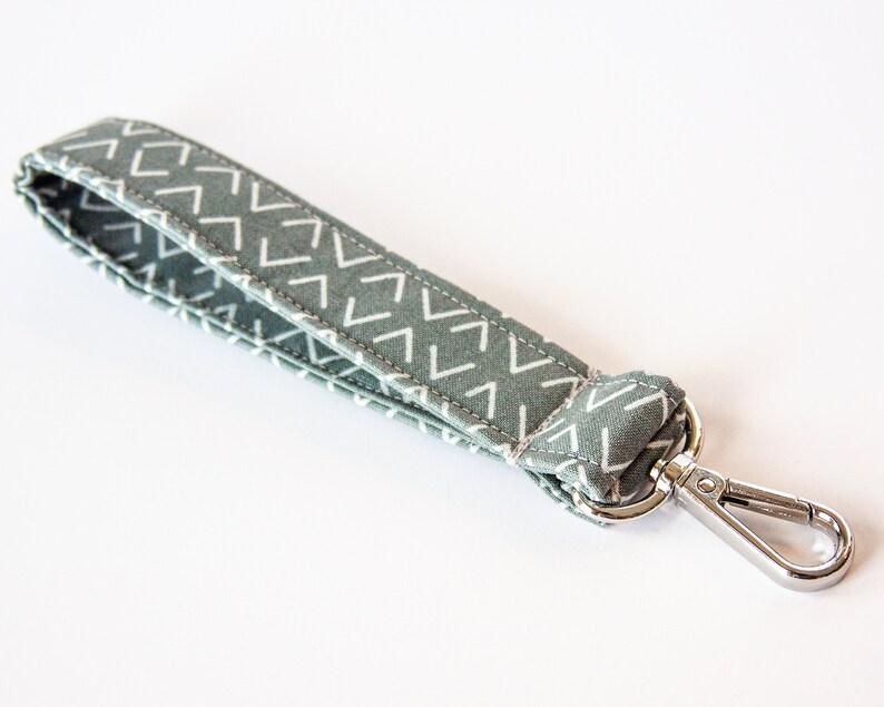 Loki Doki Dog Wristlet Lanyard New Car Gift Car Accessories Modern Chic GRAY ARROW Keychain Wristlet Swivel Keychain Key Fob