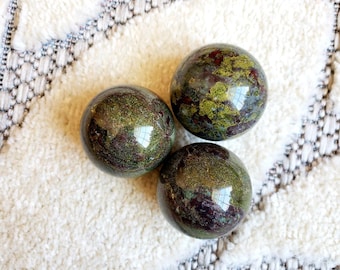 ドラゴンブラッドスフィア、ドラゴンブラッド、クリスタルスフィア