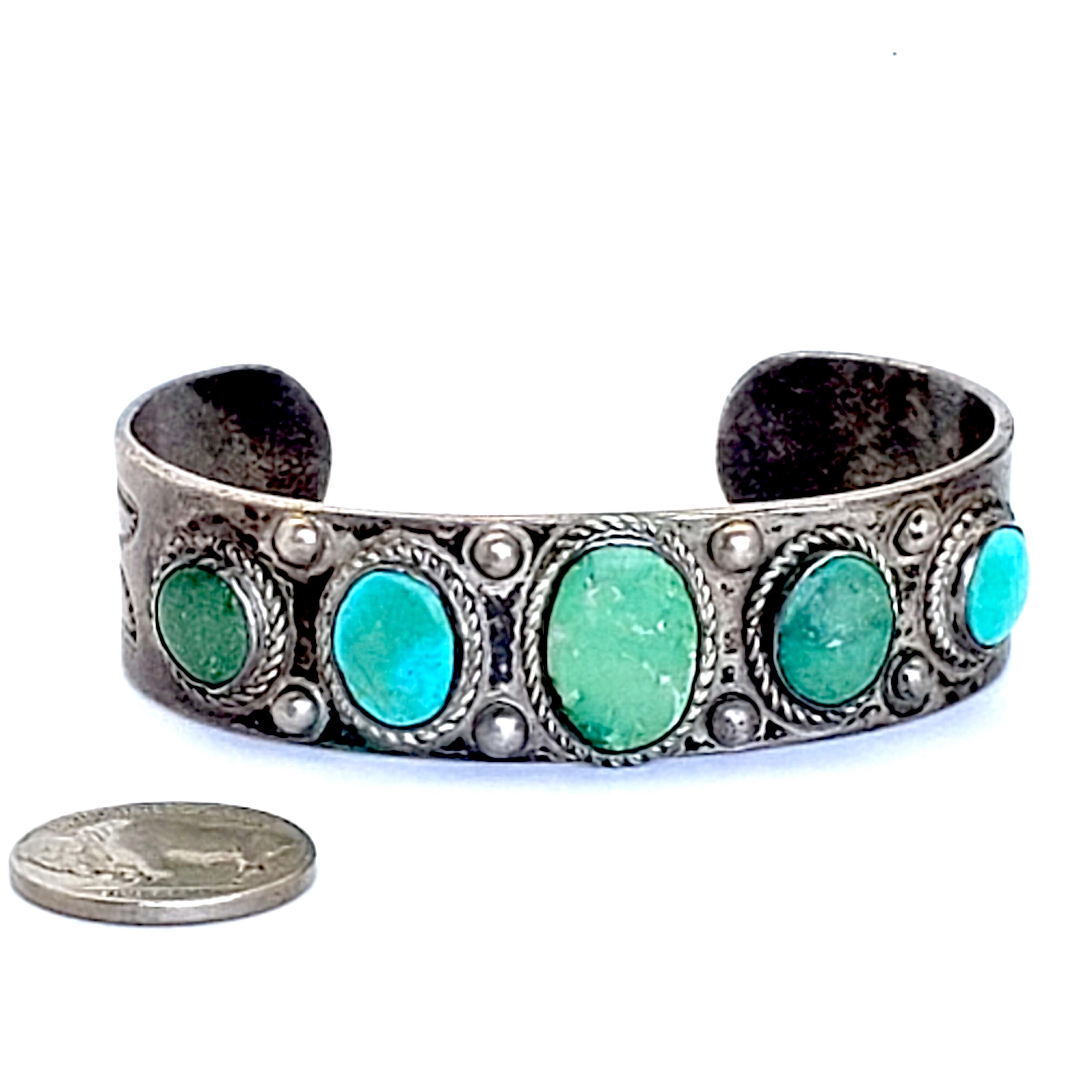 日本人気超絶の Silver and Turquoise 1940's Heavy Navajo 5 Cuff Bracelet アクセサリー