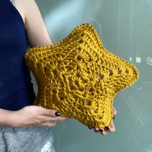 Stellar Star Pillow Crochet Pattern / Easy Star PIllow / Galaxy Pillow / Cute Star Pillow / DIY / Onestopwonders / PDF image 2