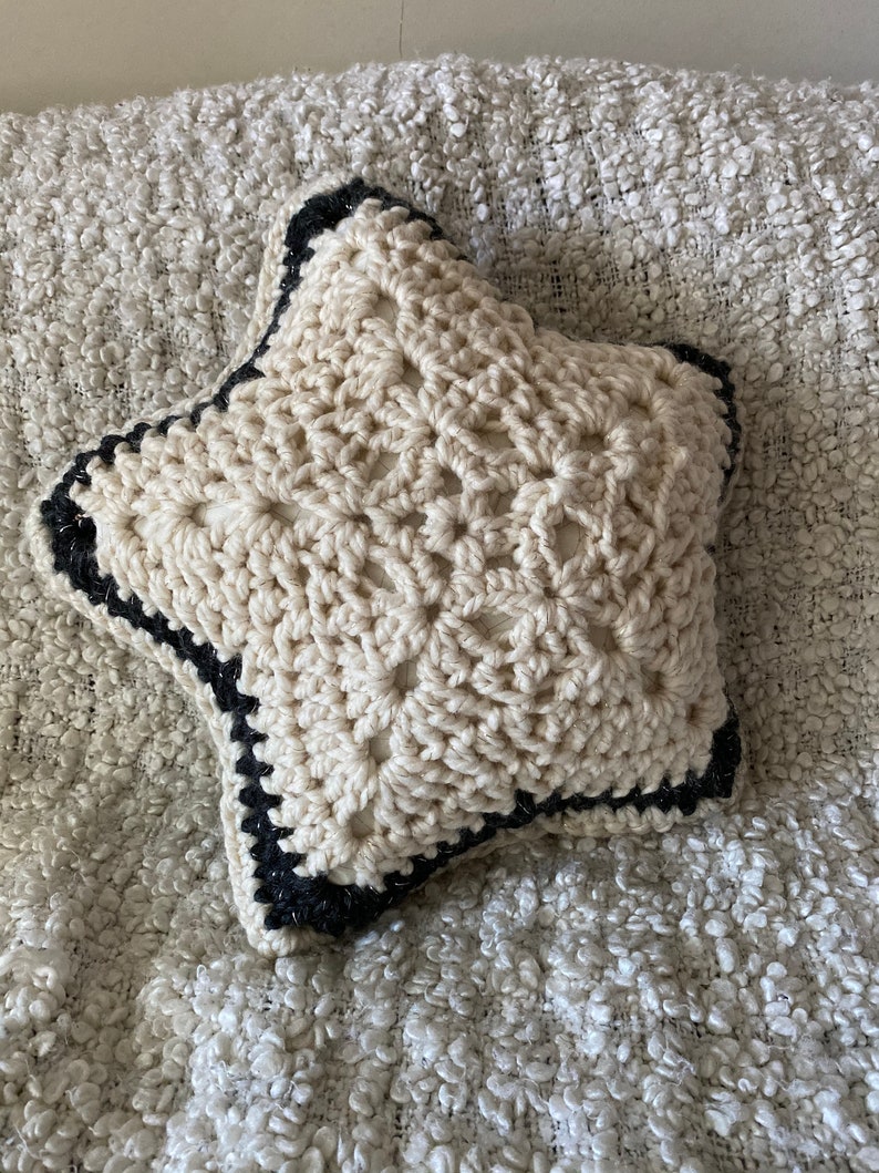 Stellar Star Pillow Crochet Pattern / Easy Star PIllow / Galaxy Pillow / Cute Star Pillow / DIY / Onestopwonders / PDF image 6