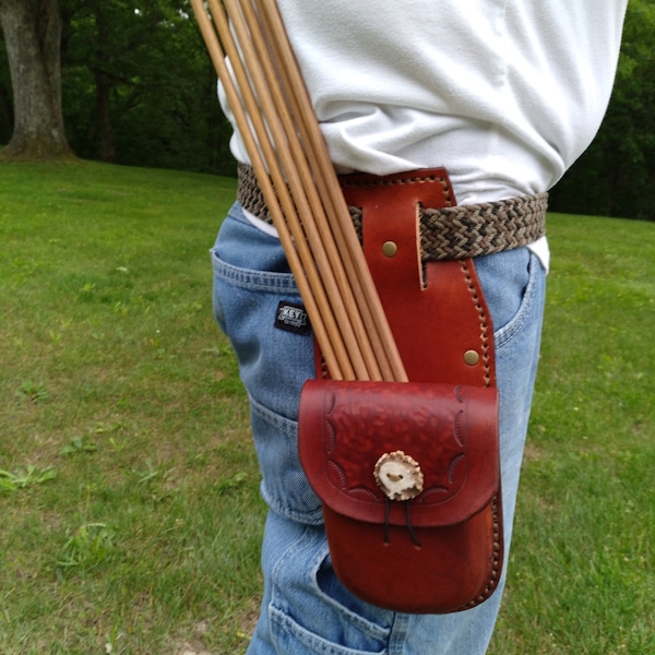 Leather Archery Hip Quiver with pouch