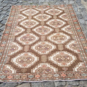 persian rug Turkish  Rug , vintage rug ,E6501  5.7 x 4.1 feet , area rug , kilim rug , oushak rug muted rug persian rug