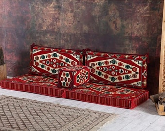 Einzigartiges rotes Bodensofa, Schnittsofa, Bodenkissen Tagesbett, Arabisches Sofa, Einzigartiges Kissen, Kelimkissen, Bodencouch, Leseecke