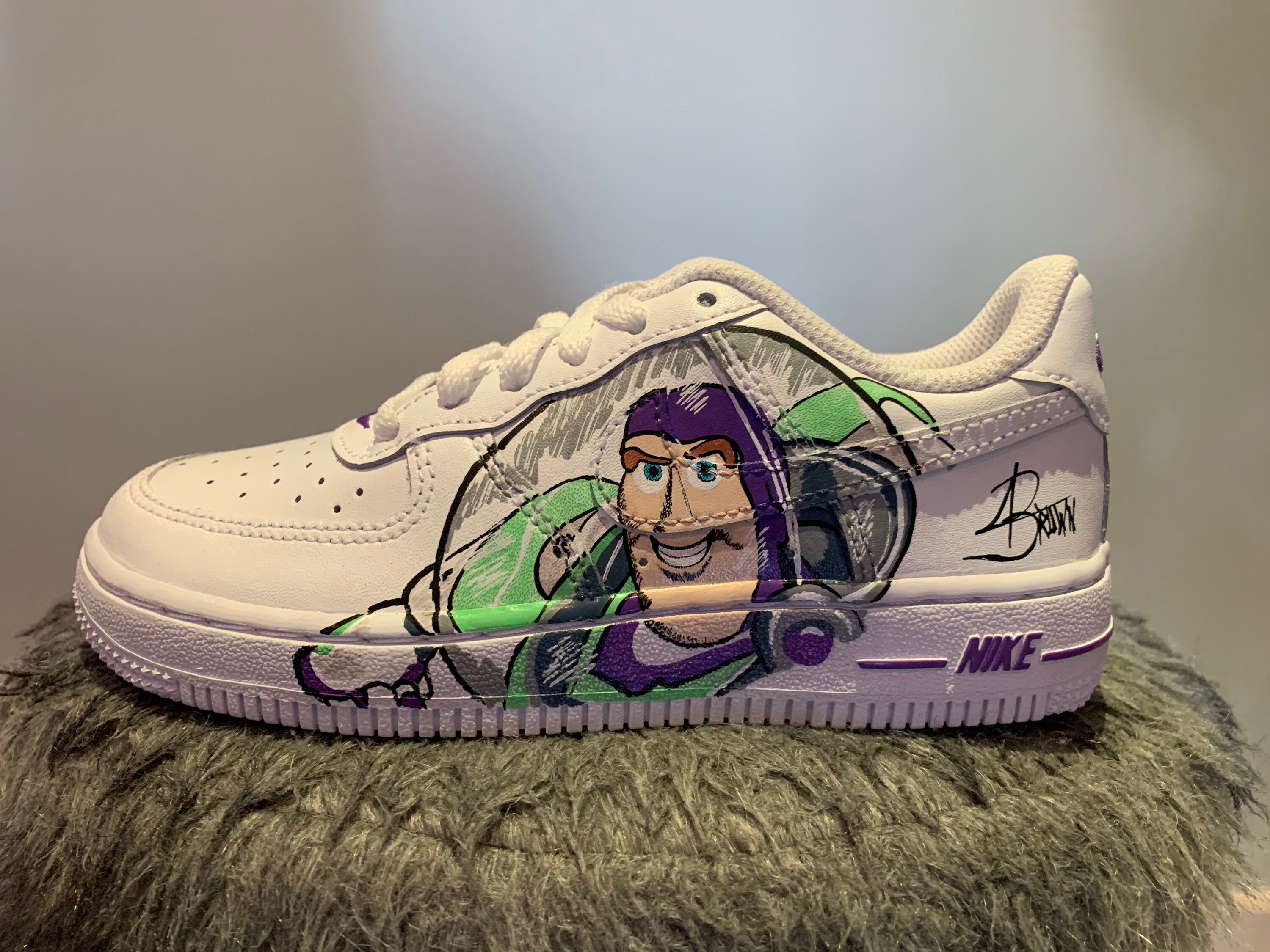 nike air force buzz