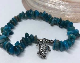 Turquoise Chip Bracelet with Silver Turtle Charm