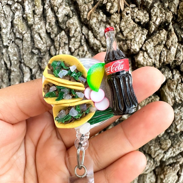 Taco Badge Reel | Mexican Food ID Holder | Heart Orden de Tacos ID Holder | Handmade Polymer Clay Badge Reel | Nurse Gift | Miniature Food