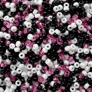 11/0 Miyuki Seed Bead Mix: Tuxedo (20g) with Black and White + Free Beading Pattern