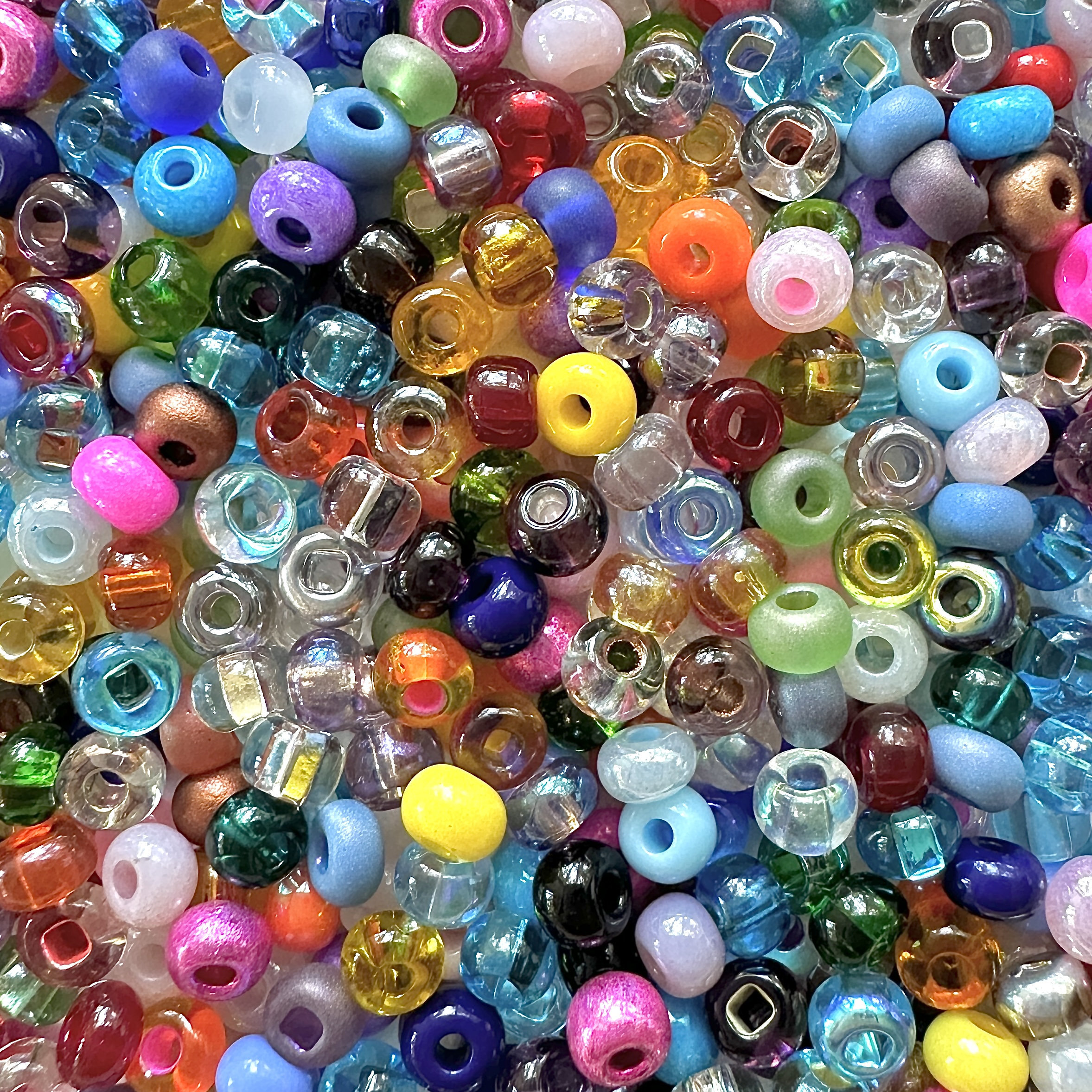 Rayher mix glass seed beads 8/0 3x2,6mm