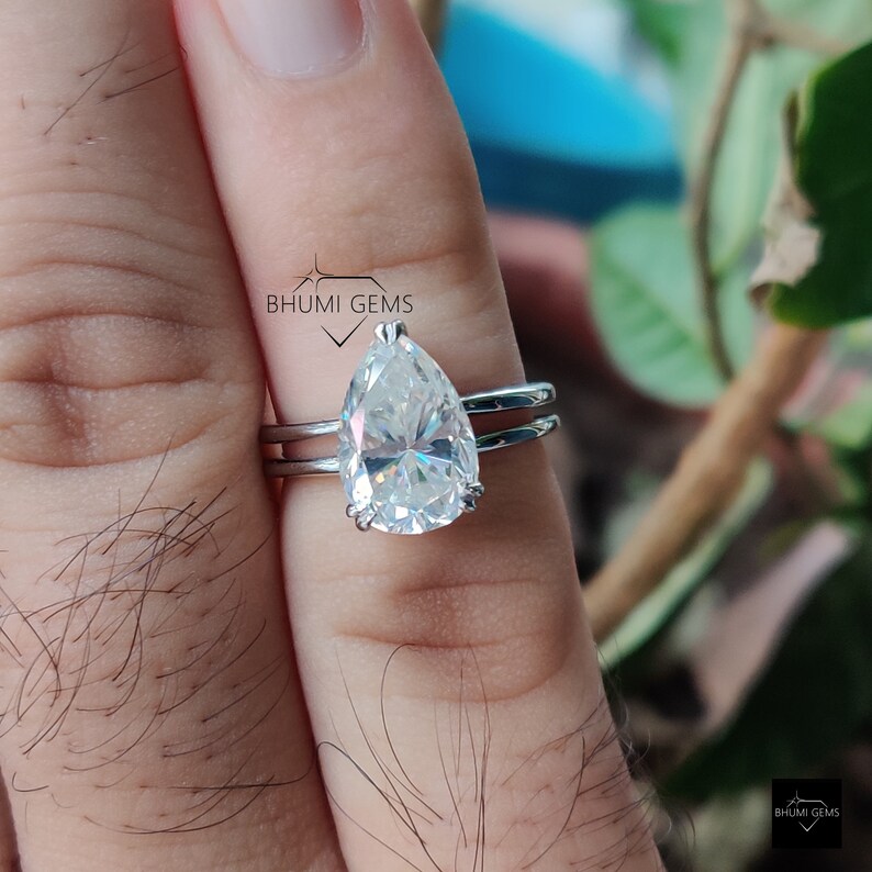 4CT Pear Moissanite Ring Solitaire Engagement Ring, Solid White Gold Ring Split Shank Ring Bridesmaid Ring Anniversary Ring Wedding Ring image 6