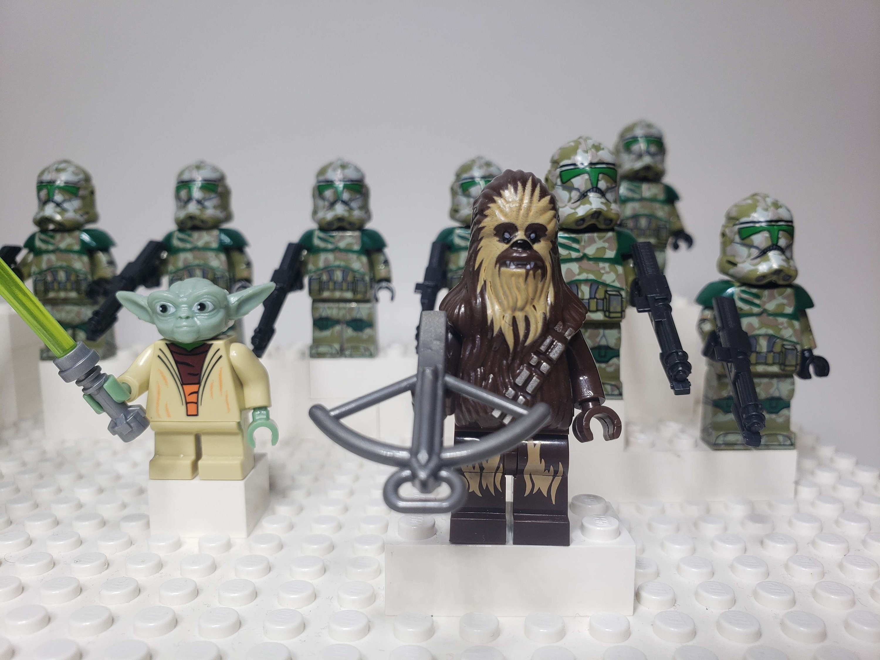 Star Wars Kashyyyk Clone Trooper Set of 13 With Yoda, Commander Gree