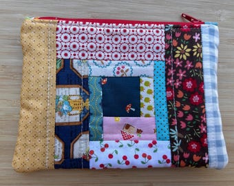 Quilted scrappy log cabin Patchwork Zipper Pouch