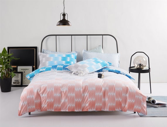 red quilt pattern