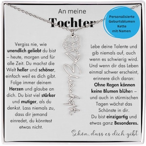 以下が含まれることがあります： 花柄のペンダントと筆記体で「Elizabeth」という名前が入ったシルバーのネックレス。ネックレスは、ドイツ語のテキストが書かれた白いカードに表示されており、「An meine Tochter」と「パーソナライズされた誕生花のネックレス（名前入り）」が含まれています。