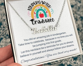 Kindergarten-Abschluss, Grad-Namens-Halskette, Kindergarten-Abschluss-Geschenke für Mädchen, Abschlussgeschenke