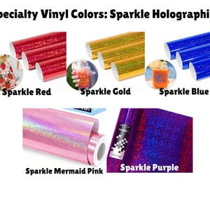 Puede incluir: Colores de vinilo especiales: Sparkle Holographics. Rollos de vinilo adhesivo en Sparkle Red, Sparkle Gold, Sparkle Blue, Sparkle Mermaid Pink y Sparkle Purple. Incluye recuadros circulares con dise&ntilde;os de fresas y textos en amarillo y azul.