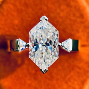 2.5 CT Colourless Dutch Marquise Cut Moissanite Engagement Ring For Women 14K Yellow Gold Three Stone Ring Anniversary Ring Wedding Ring