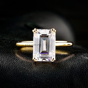 4.0 CT Emerald Cut Moissanite Diamond Ring, 14K Yelllow Gold Engagement Ring, Emerald Cut Moissanite Solitaire Ring, Emerald Cut Diamond