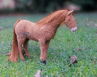 Stablemates Thoroughbred Crochet Pattern, Realistic Horse Toy